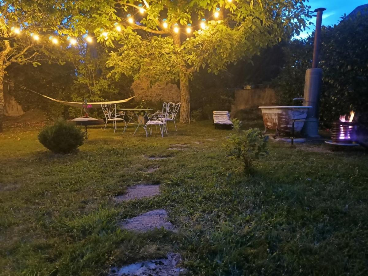 مبيت وإفطار Mhère L'Escale Du Banquet المظهر الخارجي الصورة
